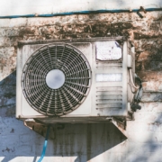 Mini-split ductless air conditioner system for Chicago home